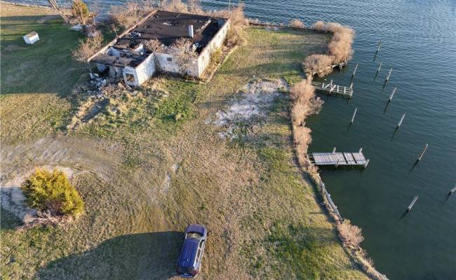 123 Waterview Road, Lancaster County, VA 22503