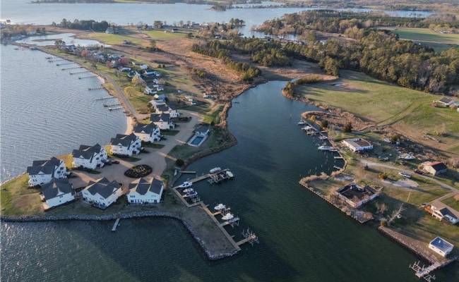 123 Waterview Road, Lancaster County, VA 22503