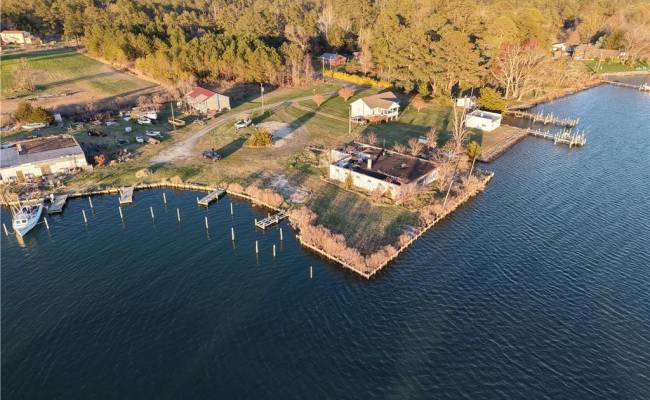 123 Waterview Road, Lancaster County, VA 22503