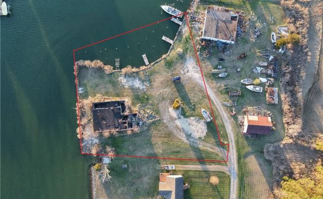 123 Waterview Road, Lancaster County, VA 22503