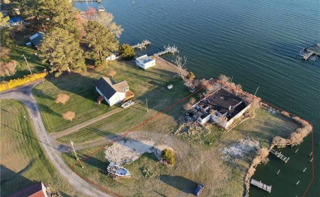 123 Waterview Road, Lancaster County, VA 22503