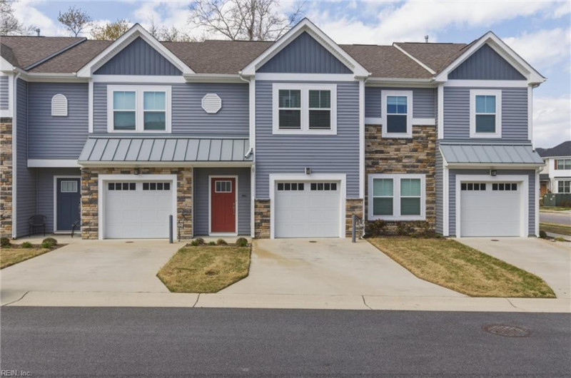 Photo 1 of 27 residential for sale in Suffolk virginia