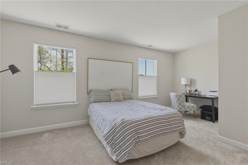 Photo 12 of 27 residential for sale in Suffolk virginia