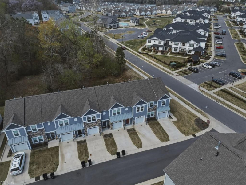 Photo 23 of 27 residential for sale in Suffolk virginia