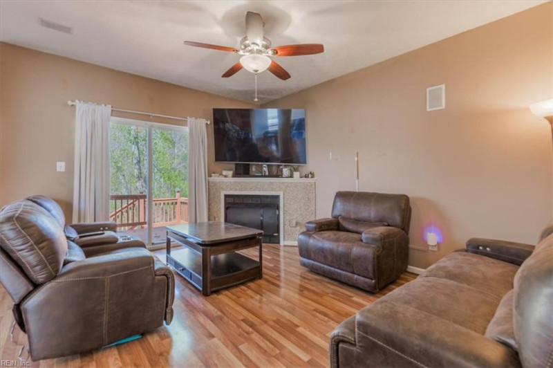 Photo 6 of 23 residential for sale in Newport News virginia