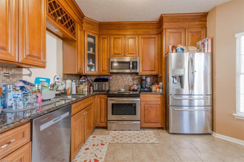 Photo 7 of 23 residential for sale in Newport News virginia