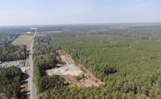 4401 General Mahone Highway, Sussex County, VA 23890