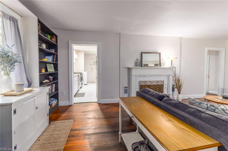 Photo 9 of 34 residential for sale in Norfolk virginia Photo 9 of 34 residential for sale in Norfolk virginia
