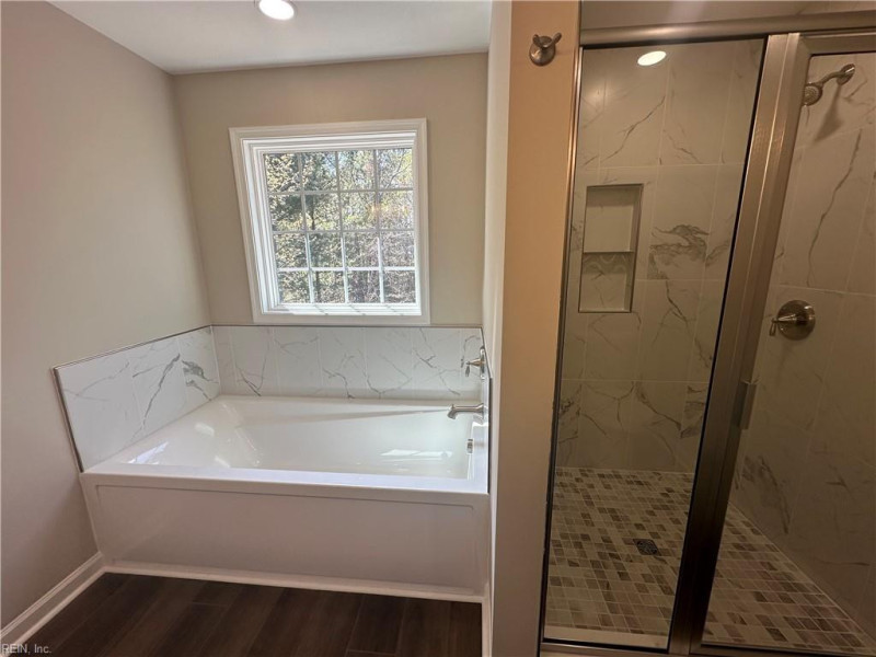 Photo 18 of 33 residential for sale in Hampton virginia