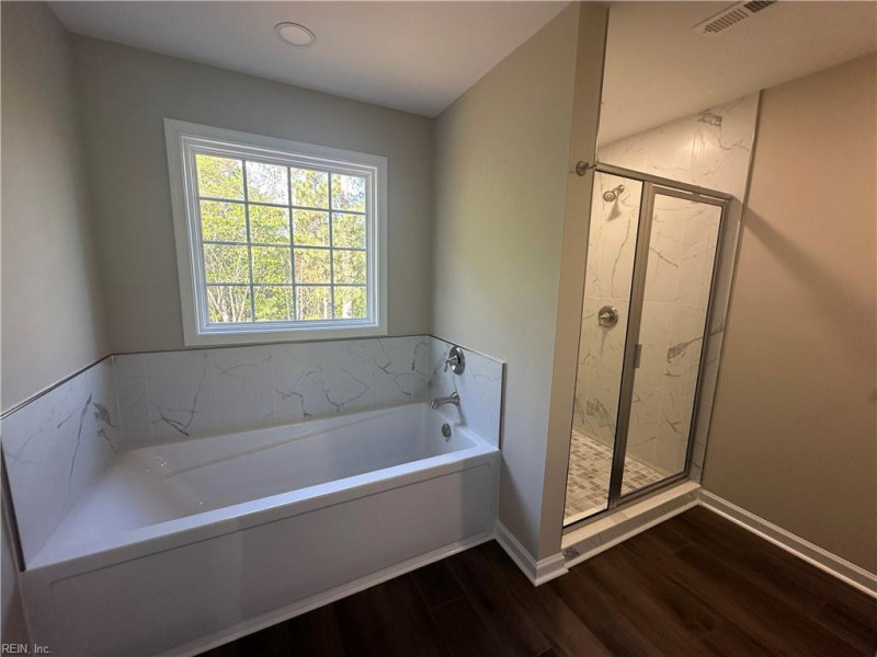 Photo 19 of 33 residential for sale in Hampton virginia