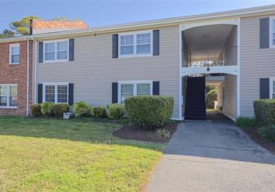 15 Towne Square Drive, Newport News, VA 23607