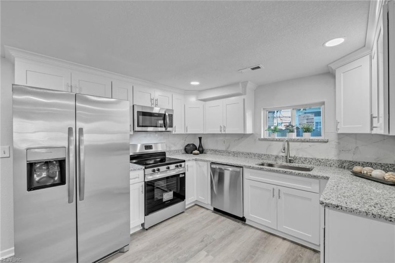 Photo 17 of 35 residential for sale in Norfolk virginia Photo 17 of 35 residential for sale in Norfolk virginia