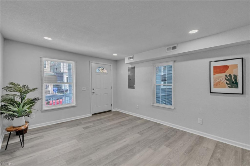 Photo 9 of 35 residential for sale in Norfolk virginia Photo 9 of 35 residential for sale in Norfolk virginia