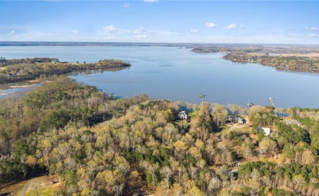 3532 Barretts Ferry Drive, James City County, VA 23185