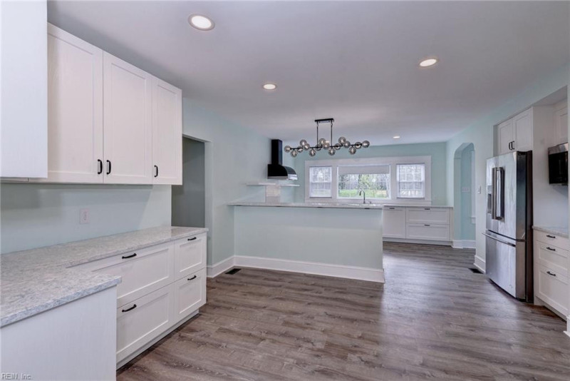 Photo 18 of 41 residential for sale in Middlesex County virginia