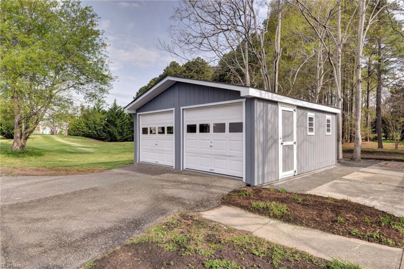 Photo 39 of 41 residential for sale in Middlesex County virginia