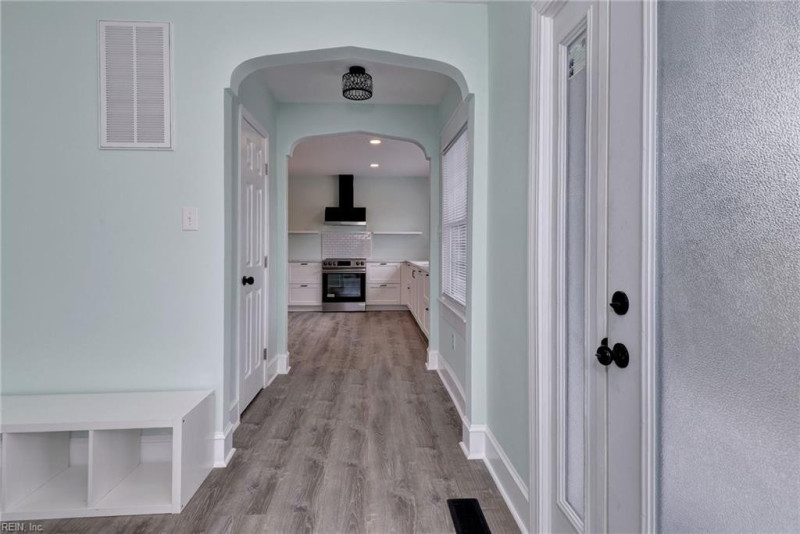Photo 9 of 41 residential for sale in Middlesex County virginia