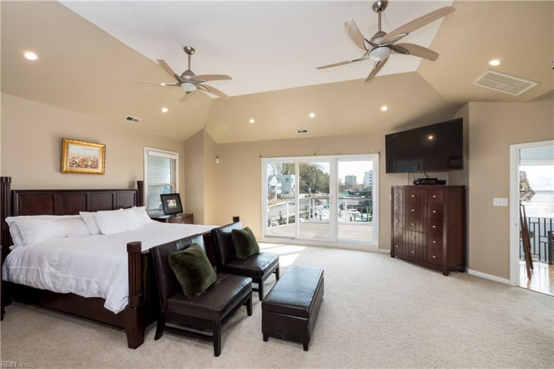 Photo 19 of 45 residential for sale in Virginia Beach virginia