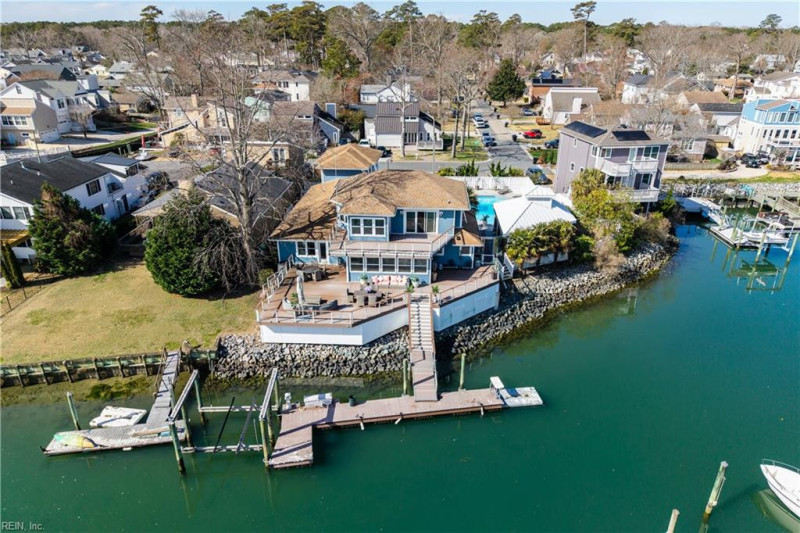 Photo 2 of 45 residential for sale in Virginia Beach virginia