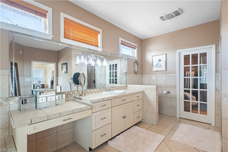 Photo 21 of 45 residential for sale in Virginia Beach virginia
