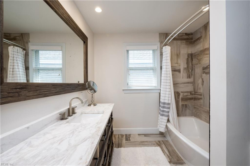 Photo 26 of 45 residential for sale in Virginia Beach virginia