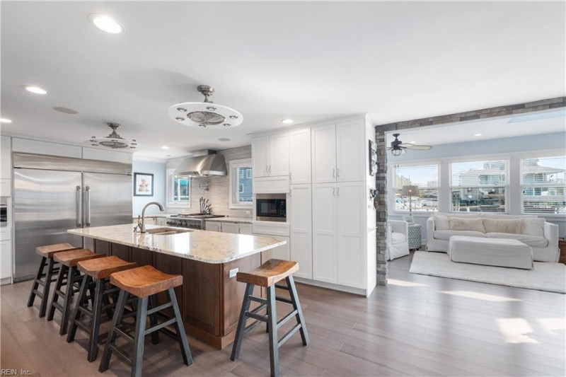 Photo 9 of 45 residential for sale in Virginia Beach virginia