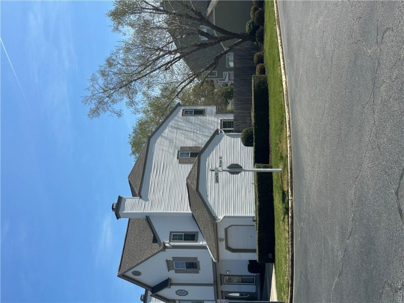 Photo 16 of 35 residential for sale in Virginia Beach virginia