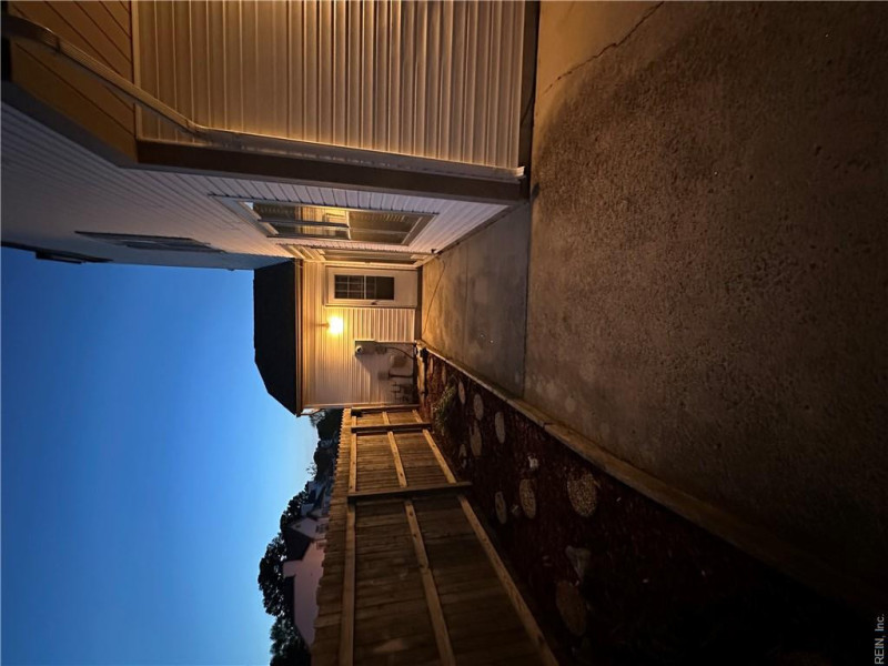 Photo 5 of 35 residential for sale in Virginia Beach virginia