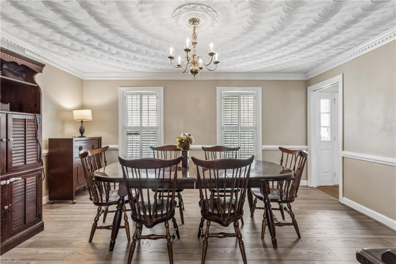 Photo 25 of 47 residential for sale in Chesapeake virginia
