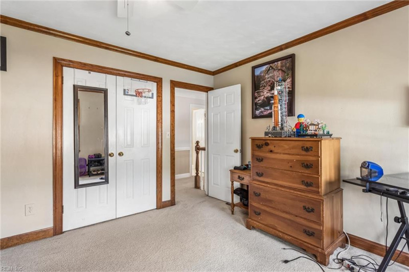 Photo 34 of 47 residential for sale in Chesapeake virginia
