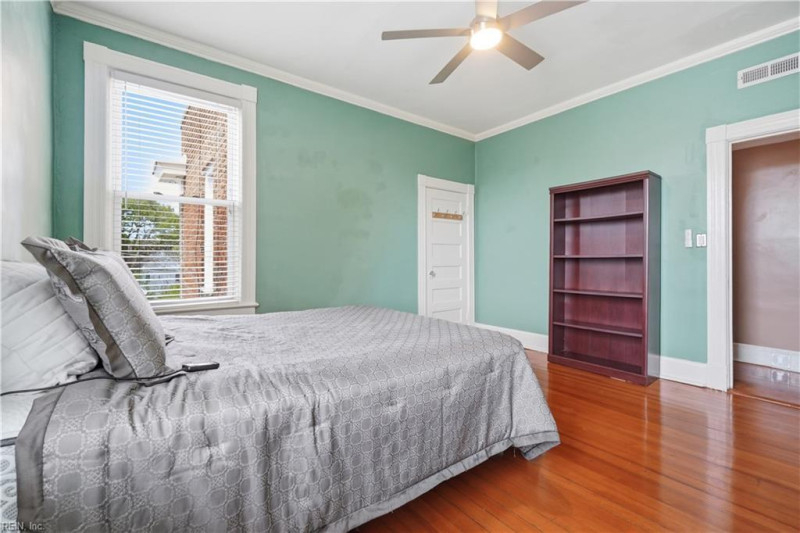 Photo 17 of 33 residential for sale in Norfolk virginia Photo 17 of 33 residential for sale in Norfolk virginia