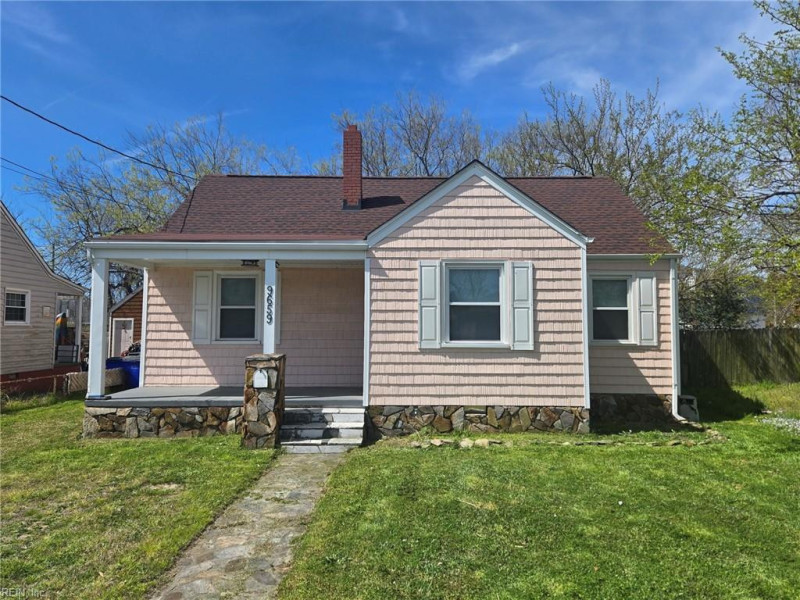 Photo 1 of 12 residential for sale in Norfolk virginia