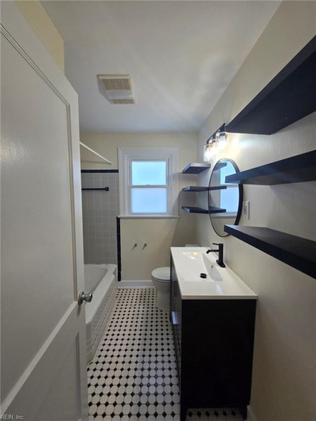 Photo 10 of 12 residential for sale in Norfolk virginia