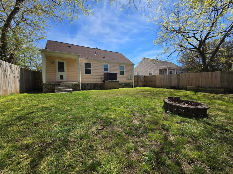 Photo 12 of 12 residential for sale in Norfolk virginia