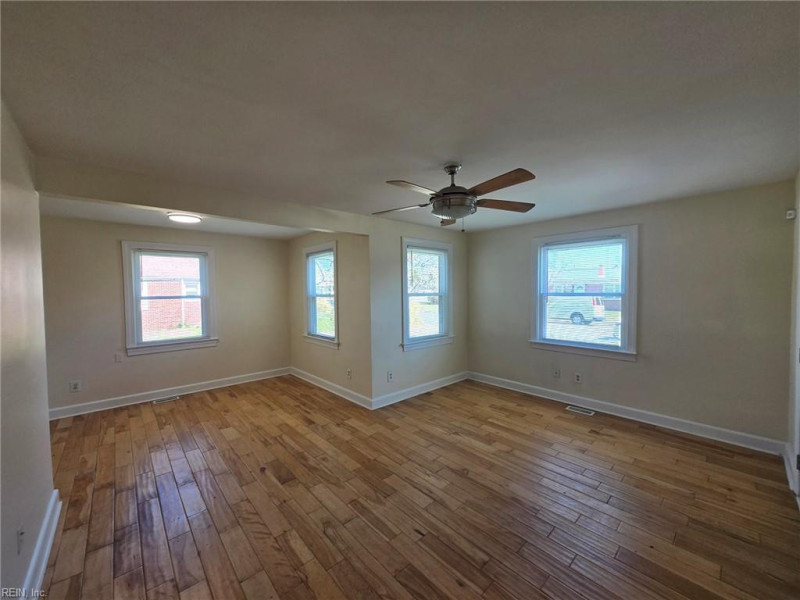 Photo 3 of 12 residential for sale in Norfolk virginia
