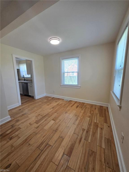 Photo 4 of 12 residential for sale in Norfolk virginia