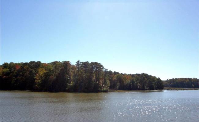 117 Northpoint Drive, James City County, VA 23185