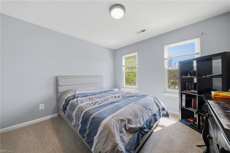 Photo 18 of 47 residential for sale in Chesapeake virginia