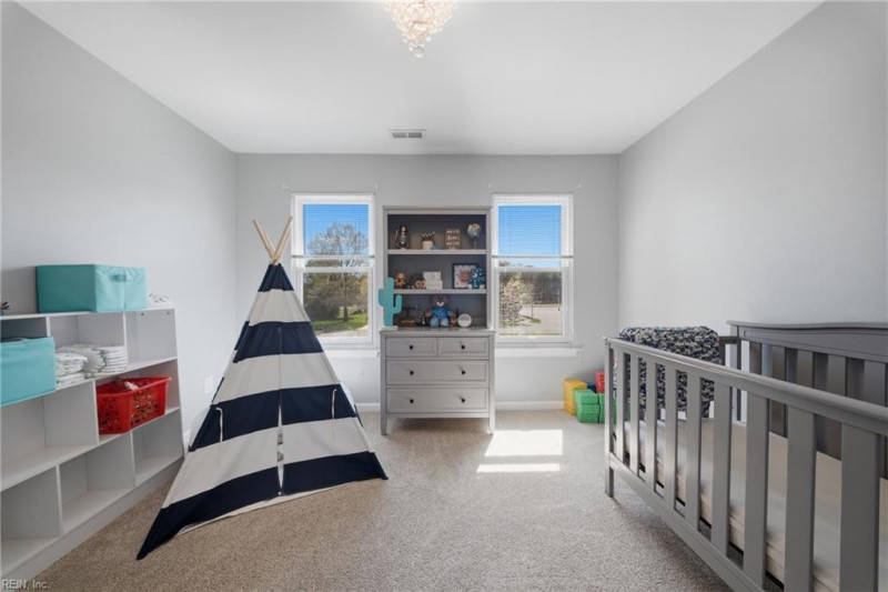 Photo 23 of 47 residential for sale in Chesapeake virginia