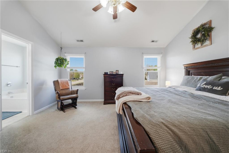 Photo 27 of 47 residential for sale in Chesapeake virginia