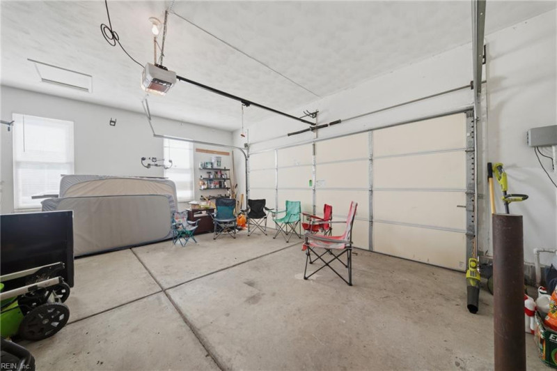 Photo 34 of 47 residential for sale in Chesapeake virginia