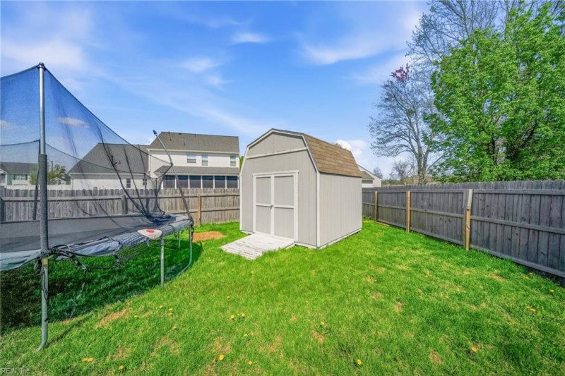 Photo 38 of 47 residential for sale in Chesapeake virginia