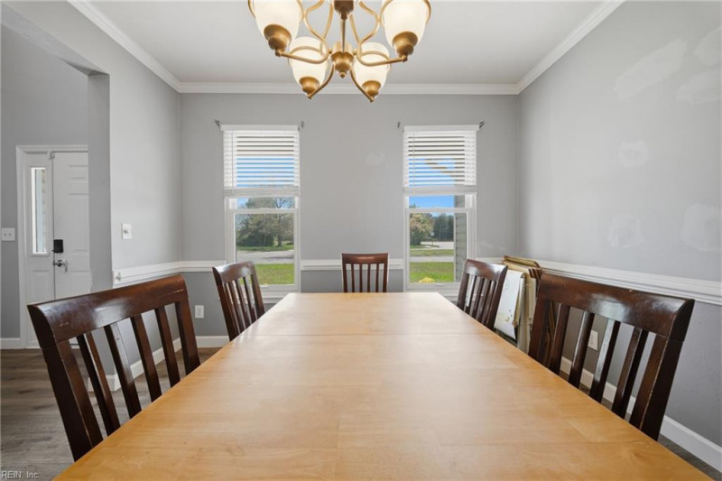 Photo 7 of 47 residential for sale in Chesapeake virginia