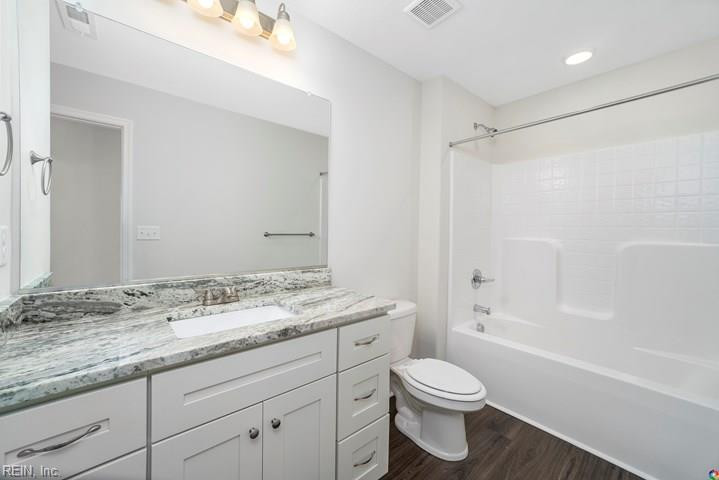Photo 5 of 5 residential for sale in Hampton virginia