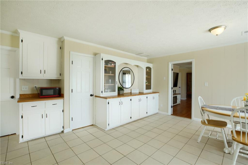 Photo 14 of 50 residential for sale in Mathews County virginia