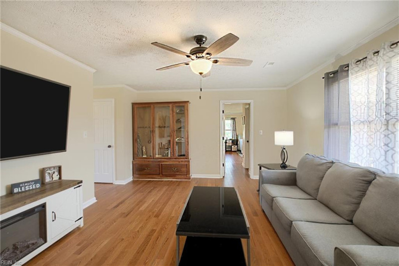 Photo 17 of 50 residential for sale in Mathews County virginia