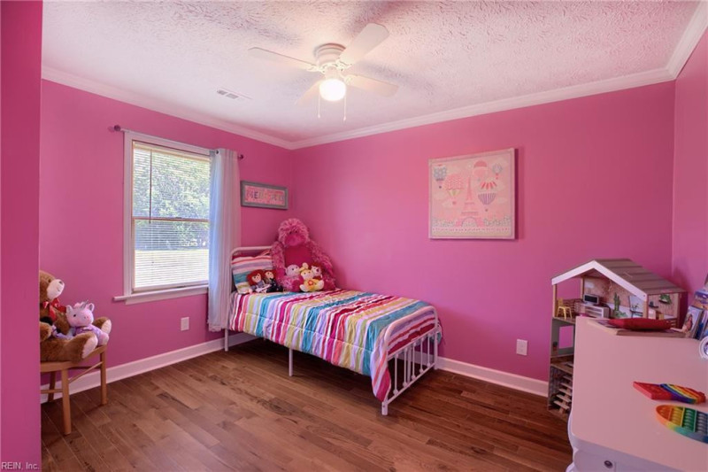 Photo 25 of 50 residential for sale in Mathews County virginia