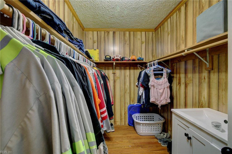 Photo 30 of 50 residential for sale in Mathews County virginia