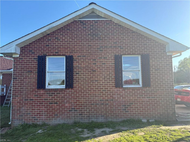 Photo 36 of 50 residential for sale in Mathews County virginia