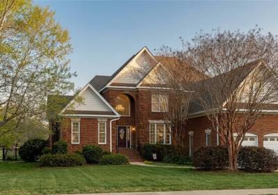 1917 Governors Pointe Drive, Suffolk, VA 23436